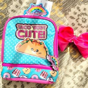 Meowgical lunchbox and bow